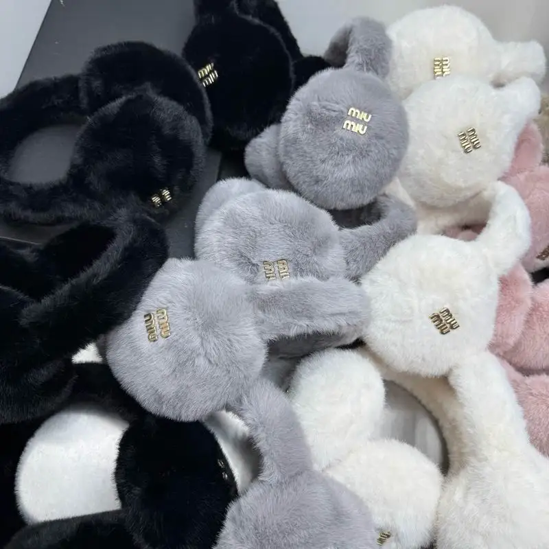 Miumiu earmuff dx23